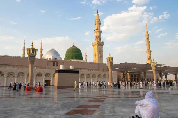 Affordable and Premium Umrah Packages fr